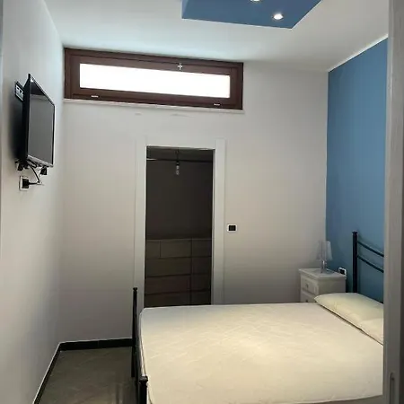 Civico 8 Apartment *