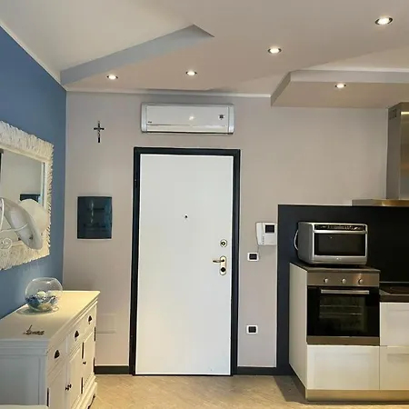 Civico 8 Apartment